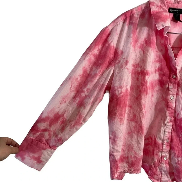 Fashion to Figure NWT Pink Tie Dye Button Up Shirt Plus Size 0X Long Sleeves Top - Picture 4 of 7